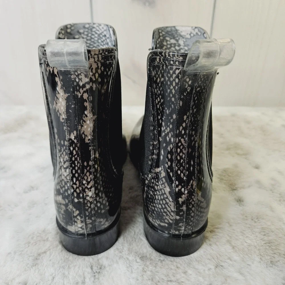 INC International Concepts Womens‎ Size 6 Snake Print Pull-on Ankle Rain Boots